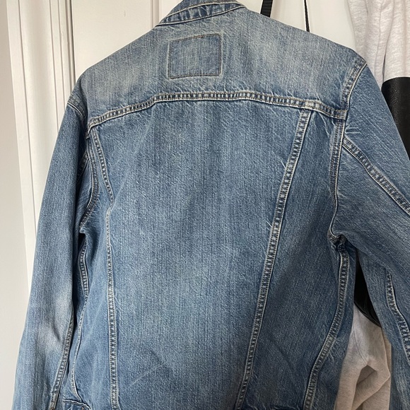 Levi jean jacket - Picture 2 of 4